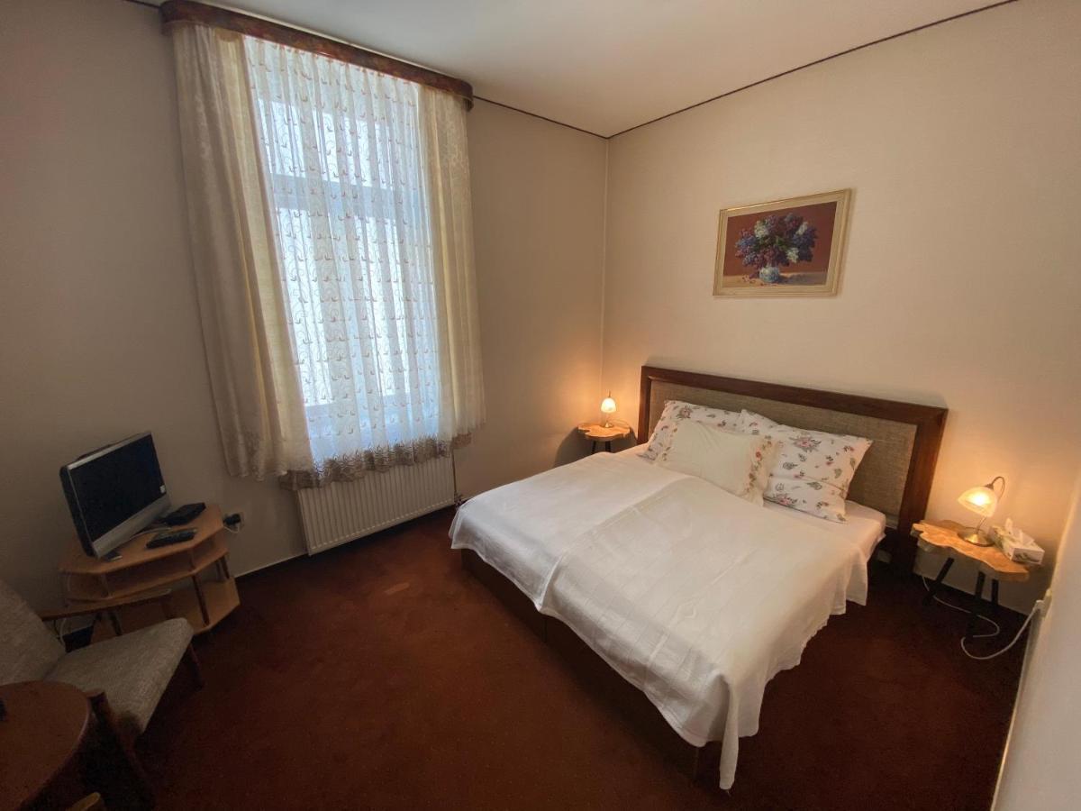 Penzion Tatra Inn Čadca エクステリア 写真